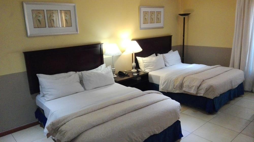 Villa Via Hotel Midrand Εξωτερικό φωτογραφία