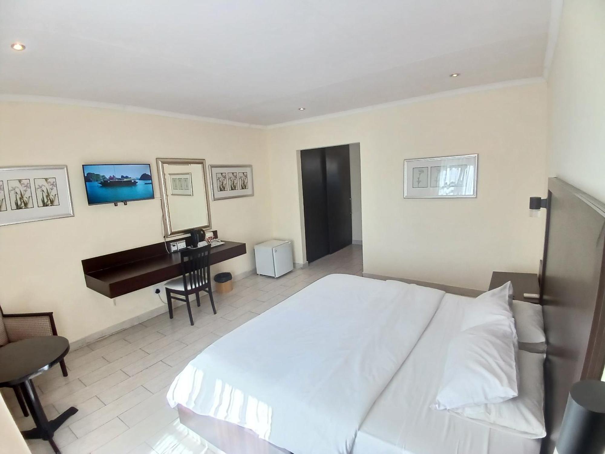 Villa Via Hotel Midrand Εξωτερικό φωτογραφία