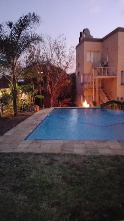 Villa Via Hotel Midrand Εξωτερικό φωτογραφία