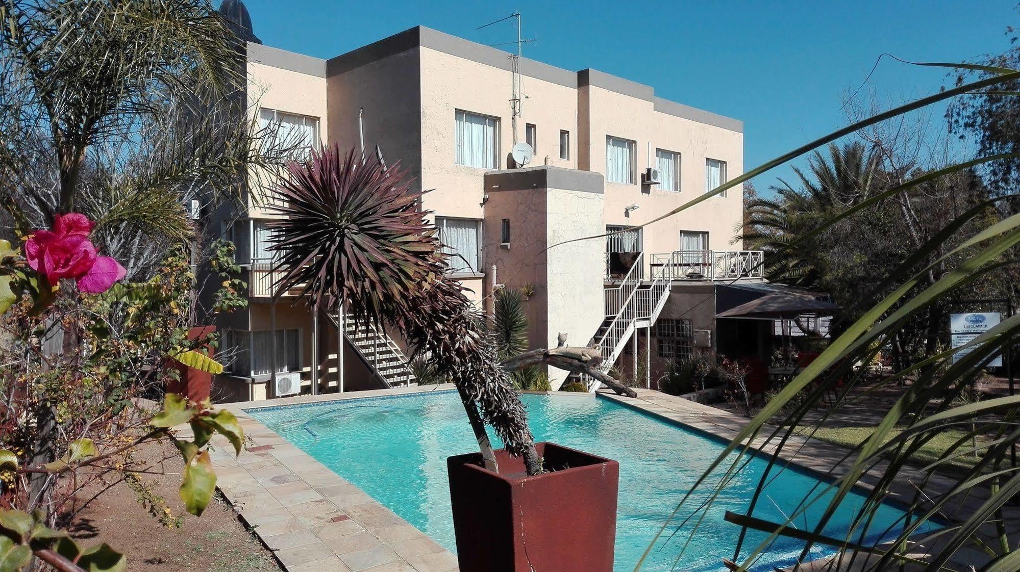 Villa Via Hotel Midrand Εξωτερικό φωτογραφία